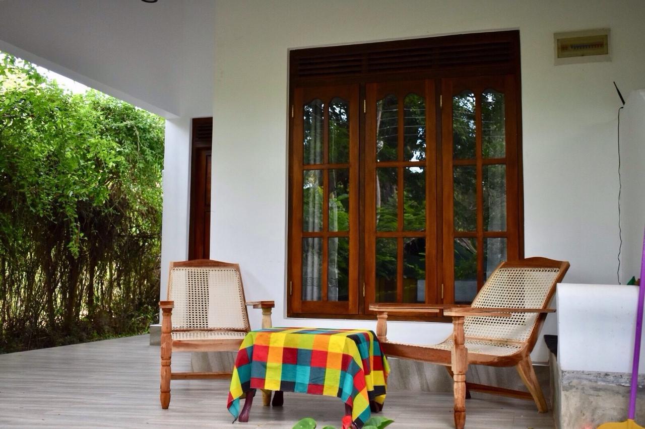 Mowgli Cottage Сигирия Екстериор снимка